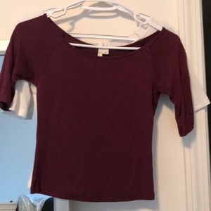 Frenchi crops. Soft. Mid stomach